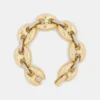 Acht klobige zweifarbige Armbänder