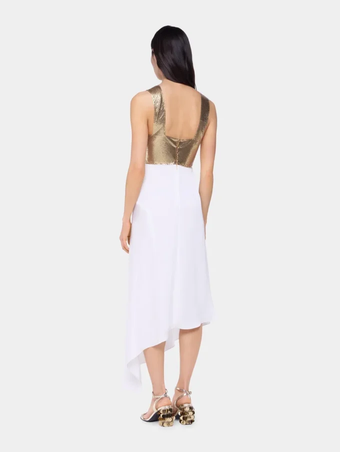 Asymmetrisches Kleid aus Mesh und Satin
