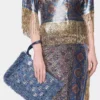 Beutel aus blauem Denim-Raffia