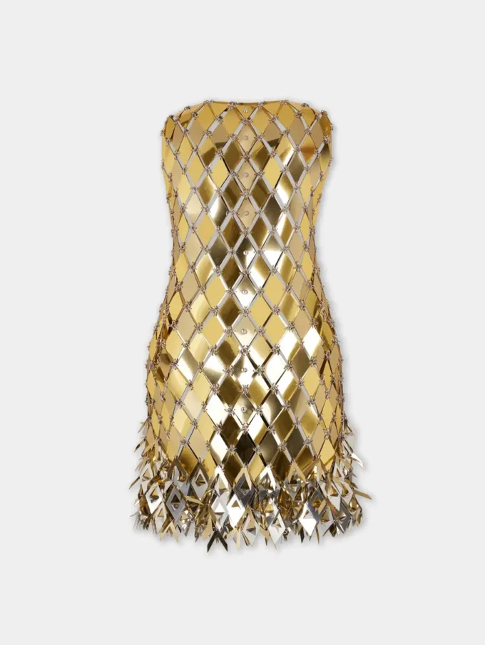 Goldfarbenes kurzes Kleid in Handarbeit gefertigt