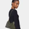 Khaki-farbene Paco-Schultertasche aus Kalbsleder