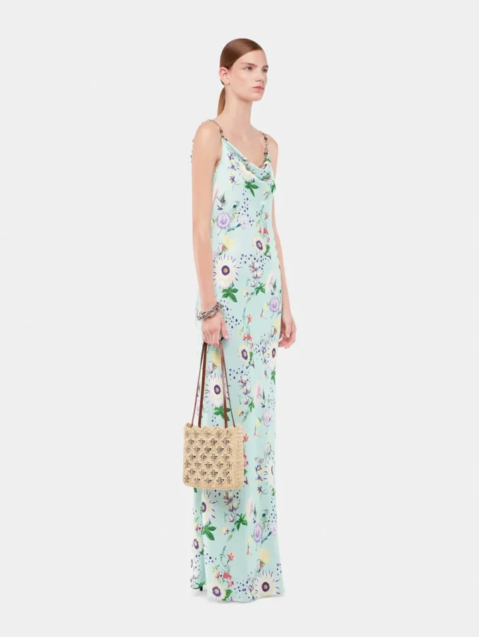 Kleid mit Blumenmuster und Kettenverzierungen