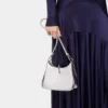 Kleine Ledertasche mit Ring