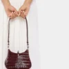 Kleine Ring-Ledertasche