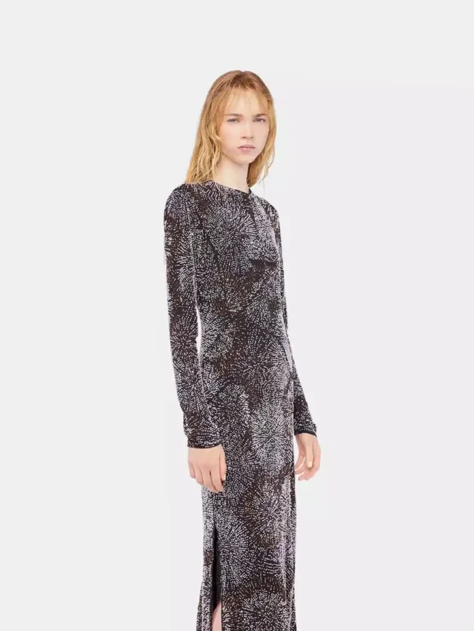 Kreppkleid mit Perlenstickerei