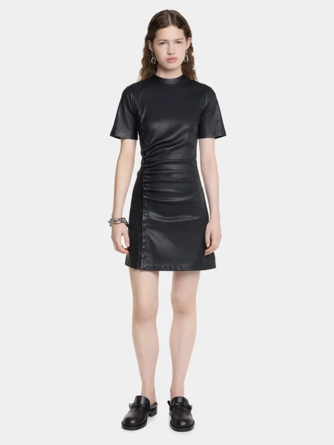Kurzes gerafftes Kleid aus Lammleder