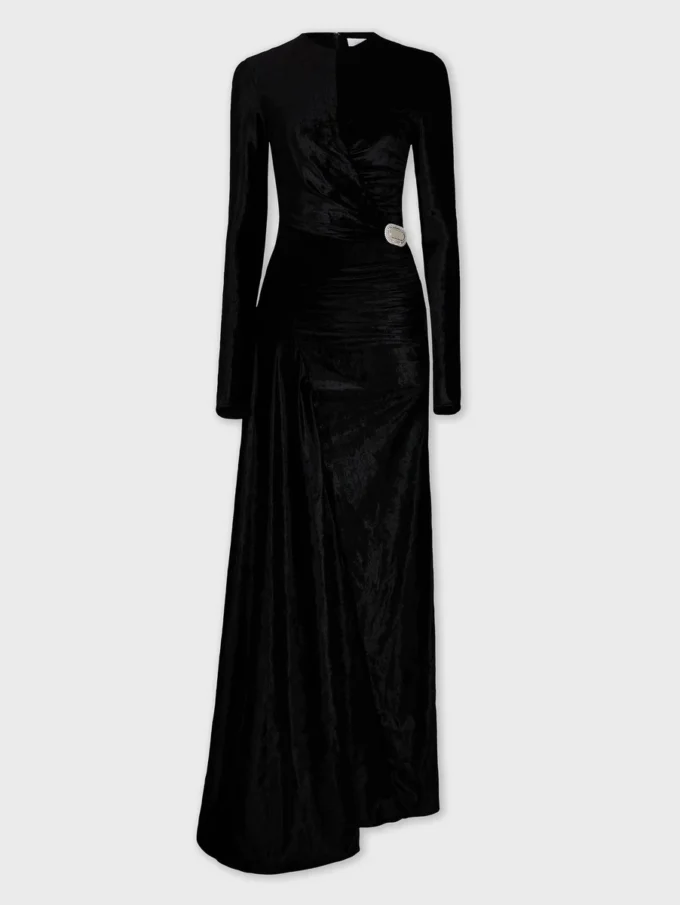 Langes, drapiertes Samtkleid
