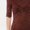 Langes Kleid aus Spitze