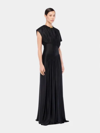 Langes Kleid mit gerafften Details