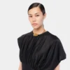 Langes Kleid mit gerafften Details