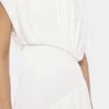 Langes Kleid mit gerafften Details