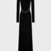 Langes, rückenfreies Strickkleid mit Stickereien