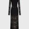 Langes Spitzenkleid