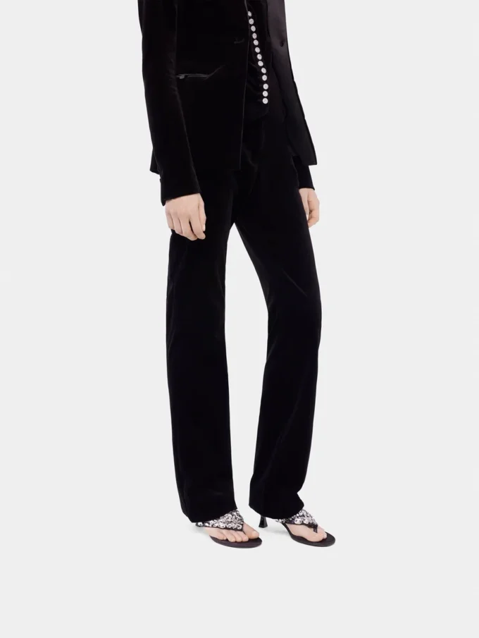 Maßgeschneiderte Samthose