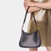 Mittlere Ring-Ledertasche Mittlere Ring-Ledertasche