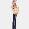 Natürliche Raffia-Tasche mit Anhängern