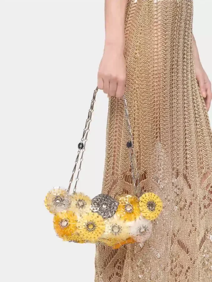 Orangefarbene Tasche „Flower 1969”