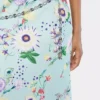 Rock mit Blumenmuster und Kettenverzierungen