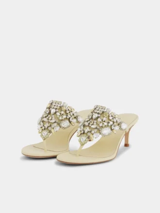 Sandalen mit Kitten-Absatz und Strass