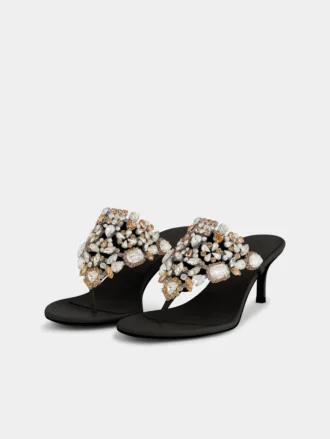 Sandalen mit Kitten-Absatz und Strass