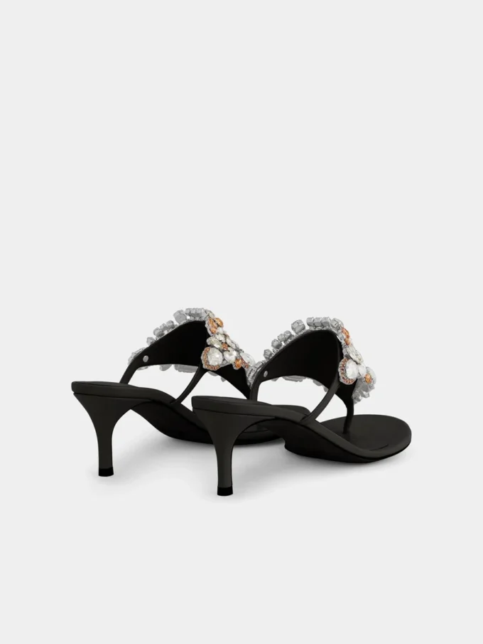 Sandalen mit Kitten-Absatz und Strass
