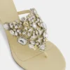 Sandalen mit Kitten-Absatz und Strass