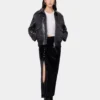 Schwarze Fliegerjacke aus Leder