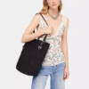 Schwarze Raffia-Tasche mit Logo
