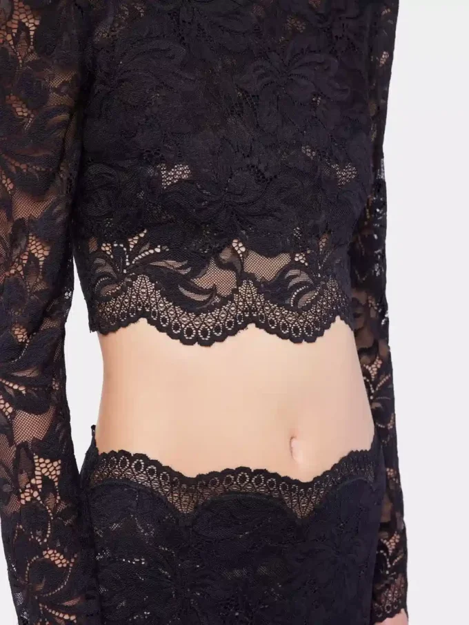 Schwarzes Crop-Top aus Spitze