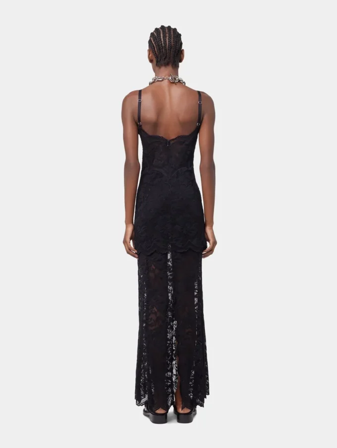 Schwarzes langes Kleid aus Spitze