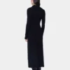 Schwarzes langes Kleid aus Wolle