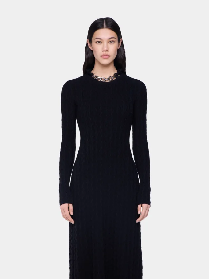 Schwarzes langes Kleid aus Wolle