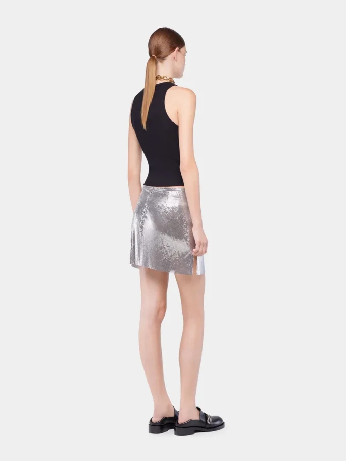 Silberner Minirock aus Mesh