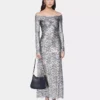 Silbernes langes Kleid aus Spitze