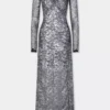 Silbernes langes Kleid aus Spitze