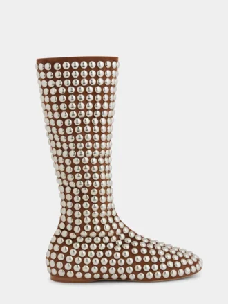 Stiefel mit Nieten
