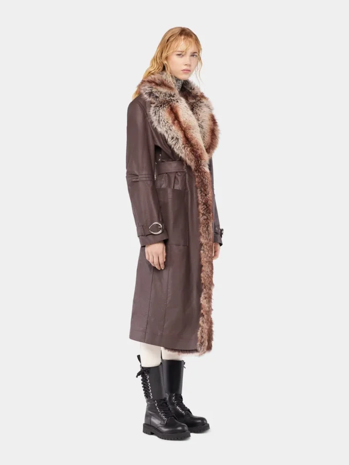 Trenchcoat mit Kunstfellbesatz